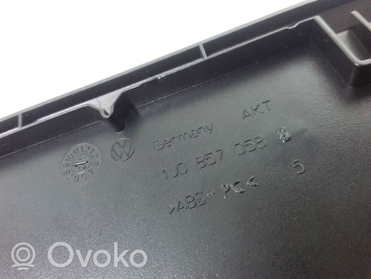 Volkswagen Golf IV Dashboard storage box/compartment 1J0857058B