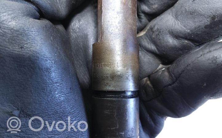 Audi A6 S6 C4 4A Injecteur de carburant 046130201E