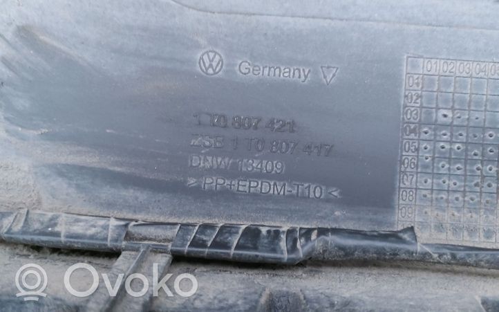 Volkswagen Touran I Puskuri 1T0807421