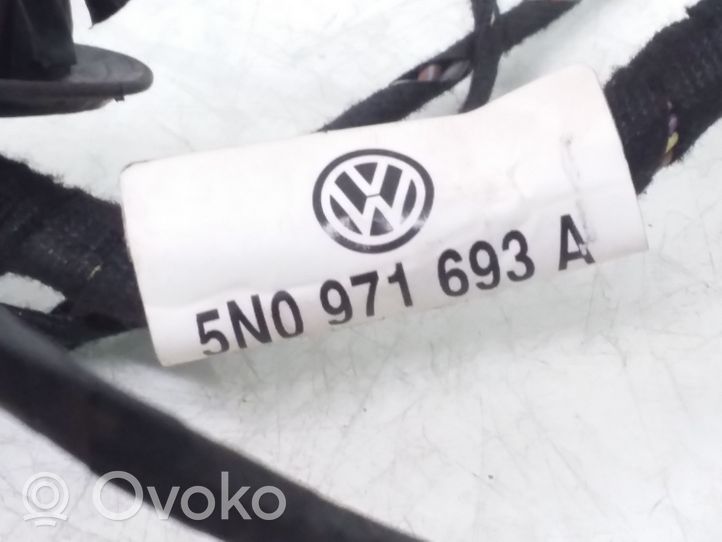Volkswagen Tiguan Faisceau de câblage de porte arrière 5N0971693A