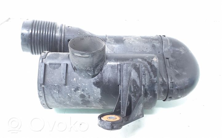 Audi 80 90 S2 B4 Air intake duct part 026129643F