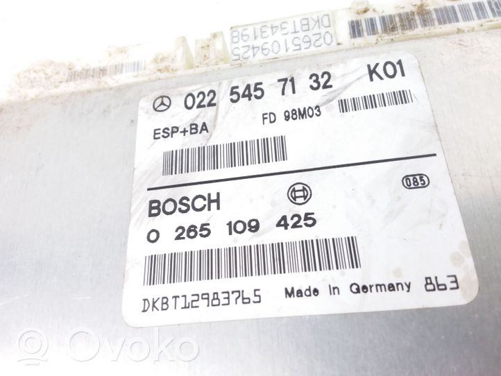 Mercedes-Benz A W168 Dzinēja vadības bloks 0225457132