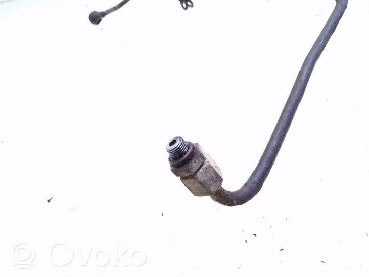 Volkswagen PASSAT B4 Turbo turbocharger oiling pipe/hose 