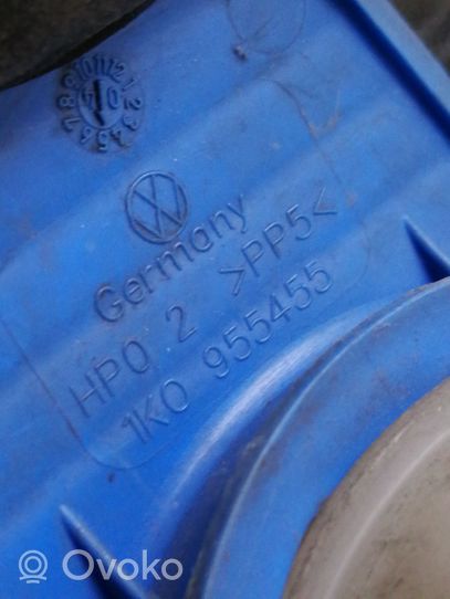 Volkswagen Touran I Rurka wlewu płynu do spryskiwaczy szyb 1K0955455