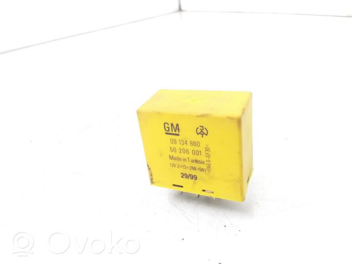 Opel Astra G Relè lampeggiatore d'emergenza 09134880