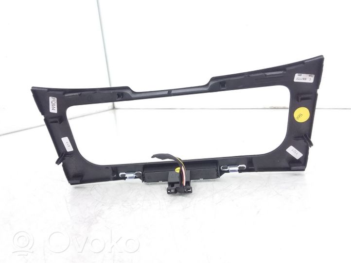 Volkswagen PASSAT B7 Console centrale, commande chauffage/clim 3AA863082A