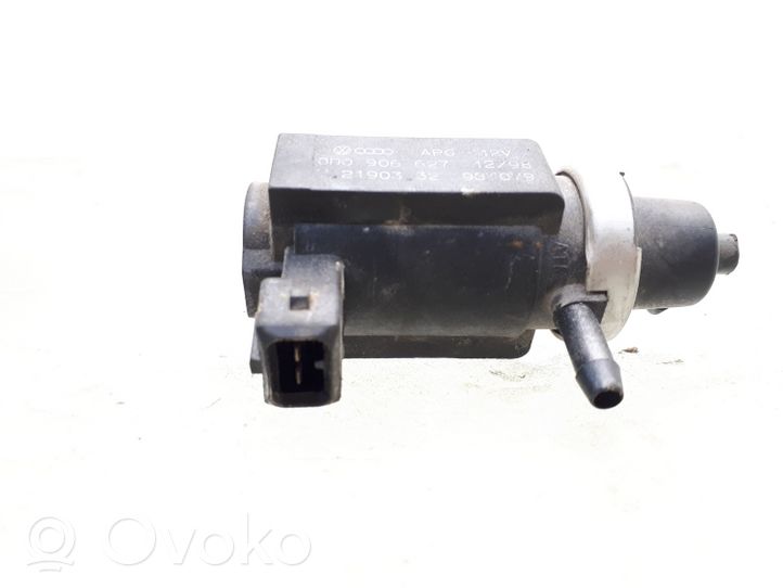 Audi A4 S4 B5 8D Electrovanne Soupape de Sûreté / Dépression 8D0906627