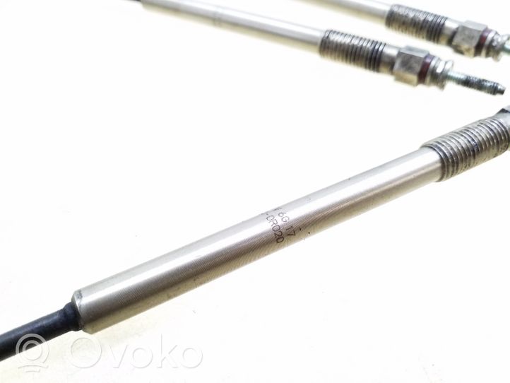 Toyota Avensis T250 Glow plug 198500R020