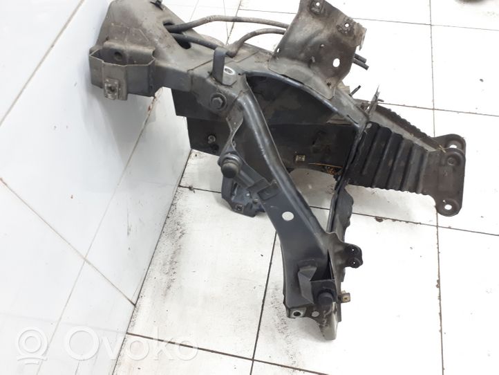 Opel Zafira B Front side member 24466371