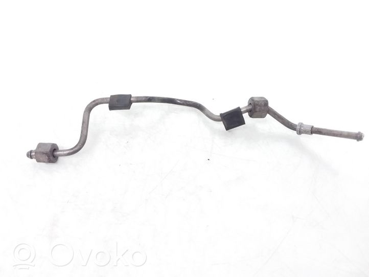 Mercedes-Benz R W251 Fuel line pipe 