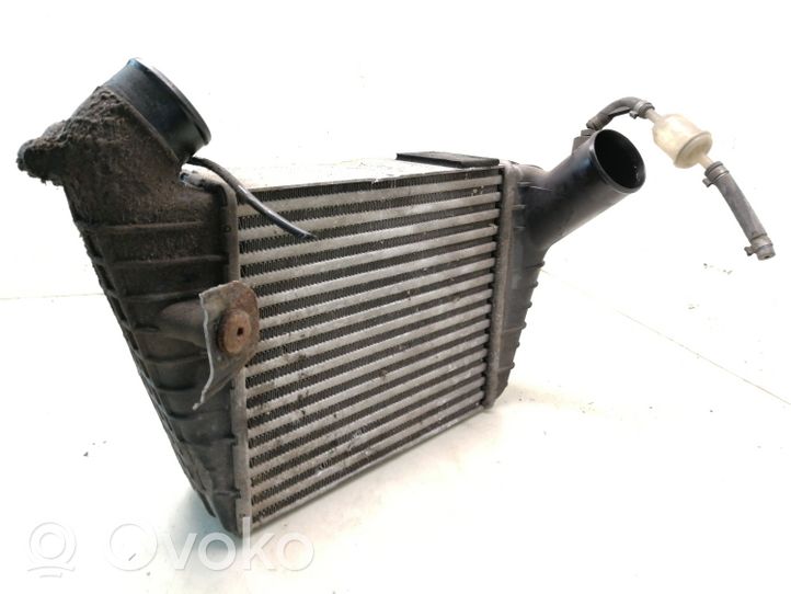 Audi 100 S4 C4 Chłodnica powietrza doładowującego / Intercooler 4A0145805E