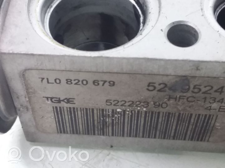 Volkswagen Touareg I Air conditioning (A/C) expansion valve 7L0820679