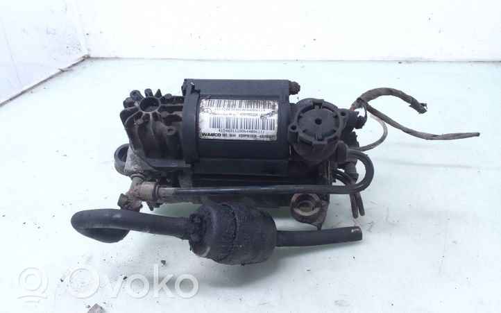 Mercedes-Benz S W220 Compressore/pompa sospensioni pneumatiche 2113200304