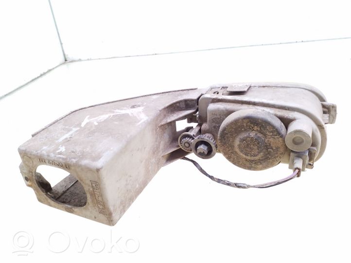 Ford Scorpio Передняя противотуманная фара 144973