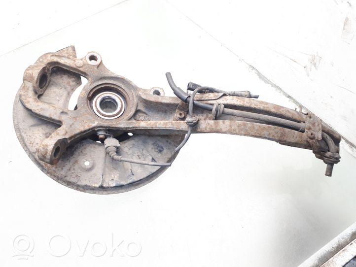 Volkswagen Touareg I Fuso a snodo con mozzo ruota anteriore 7L6407258A