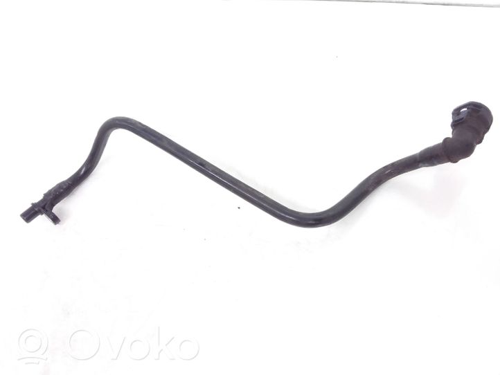 Volvo V70 Tubo flessibile del radiatore dell’olio del cambio 6G917890DD