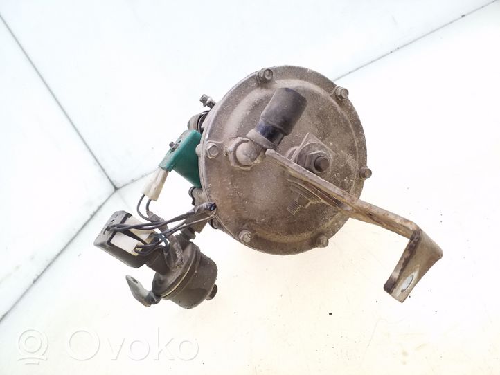 Audi 80 90 S2 B4 Nestekaasun supistin (LPG) 67R0194015