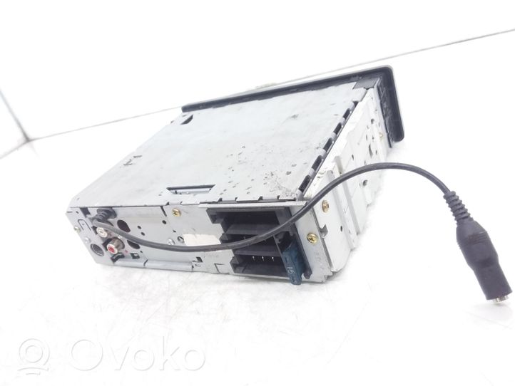 Mercedes-Benz Sprinter W901 W902 W903 W904 Panel / Radioodtwarzacz CD/DVD/GPS KDG402