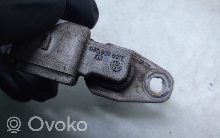 Volkswagen Golf V Czujnik pozycji wału rozrządu 030907601E