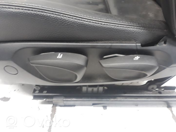 BMW 1 E81 E87 Juego interior 30097491