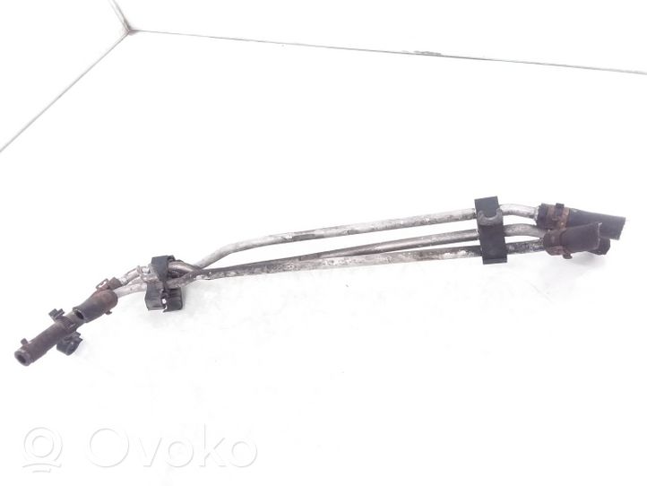 Volkswagen Polo IV 9N3 Tuyau d'alimentation conduite de carburant 