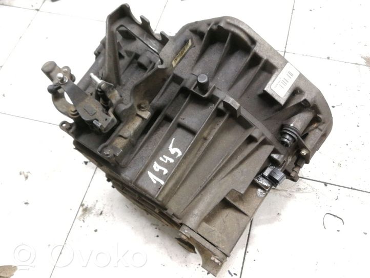 Mercedes-Benz Vaneo W414 Manual 5 speed gearbox 716513