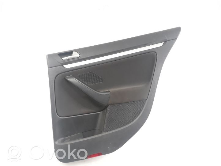 Volkswagen Golf VI Rivestimento del pannello della portiera posteriore 1K4868116