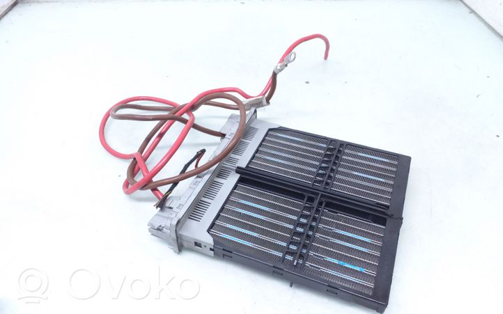 Mercedes-Benz CLS C218 X218 Radiateur électrique de chauffage auxiliaire A2048300461