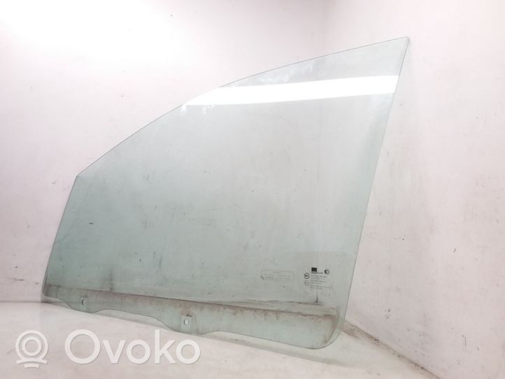 Hyundai Trajet Front door window glass four-door AS2