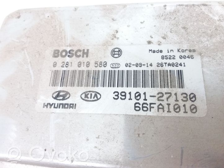 Hyundai Trajet Calculateur moteur ECU 3910127130