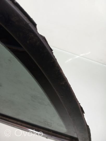 Toyota Avensis T250 Rear side window/glass AS3