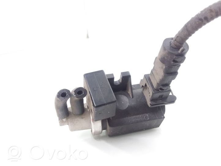 Hyundai Trajet Turbo solenoid valve 72190316