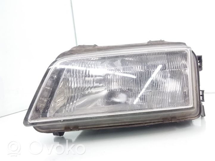 Audi A4 S4 B5 8D Phare frontale 8D0941029B