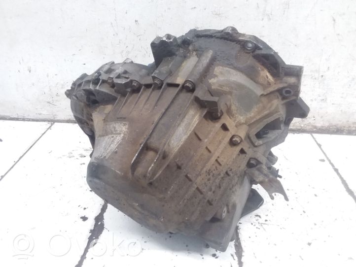 Volvo S40, V40 Manual 5 speed gearbox 1023678