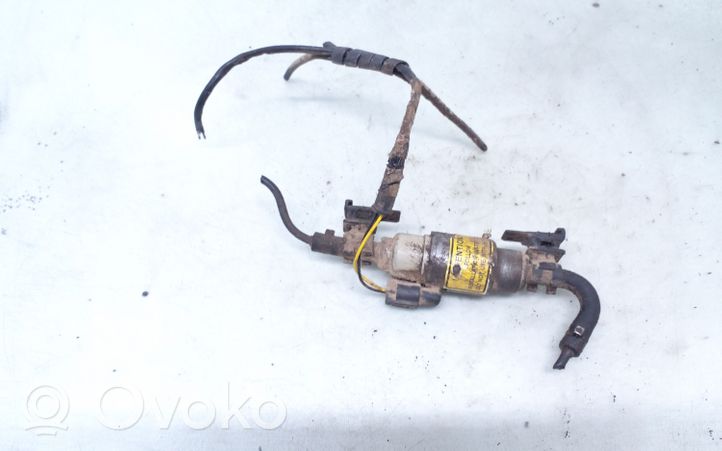 Volkswagen PASSAT B6 Webasto auxiliary heater fuel pump 9009529D