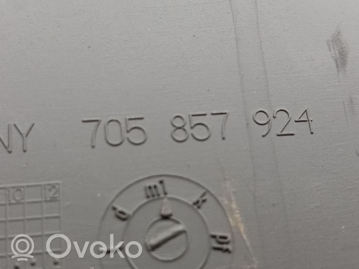 Volkswagen Transporter - Caravelle T4 Boîte / compartiment de rangement pour tableau de bord 705857924