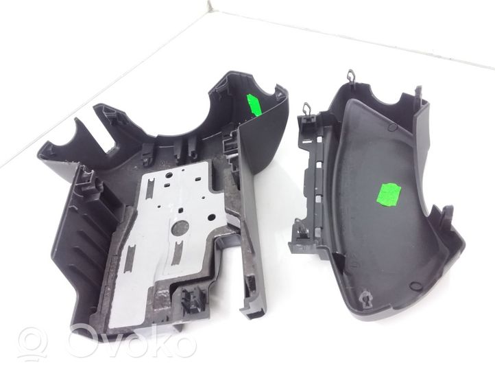 Renault Megane III Garniture de colonne de volant 484710005R