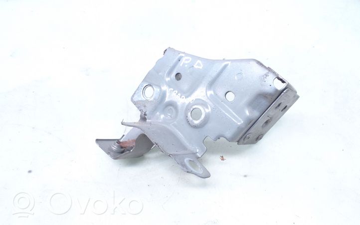 Renault Megane III Support de montage d'aile 6256002E