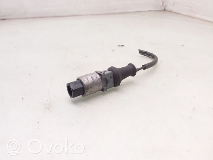 Audi A6 S6 C4 4A Gaisa kondicioniera spiediena sensors 8A0959483