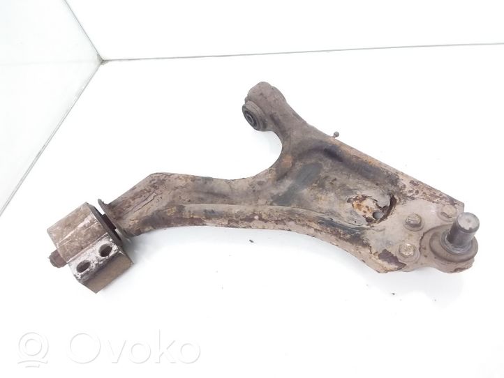 Saab 9-5 Fourchette, bras de suspension inférieur avant 5236658