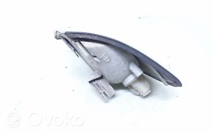 Audi A6 S6 C4 4A Front indicator light 08441151RF