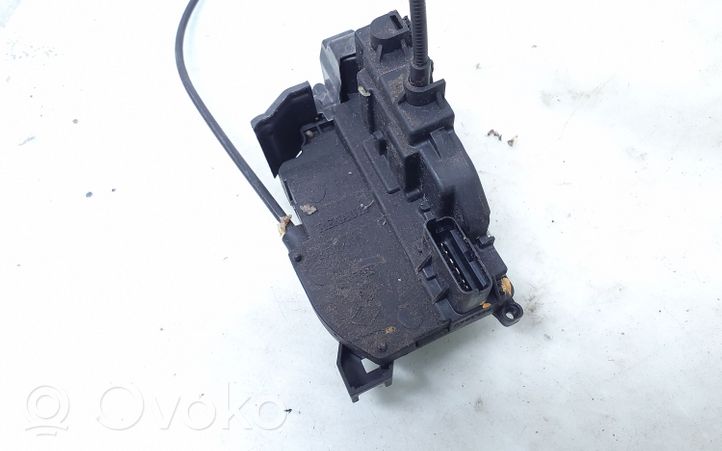 Renault Megane III Etuoven lukko 825028873R