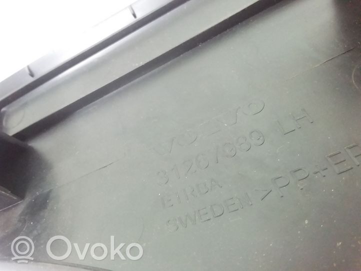Volvo V40 Cross country Takaoven kynnyksen suojalista 31267989