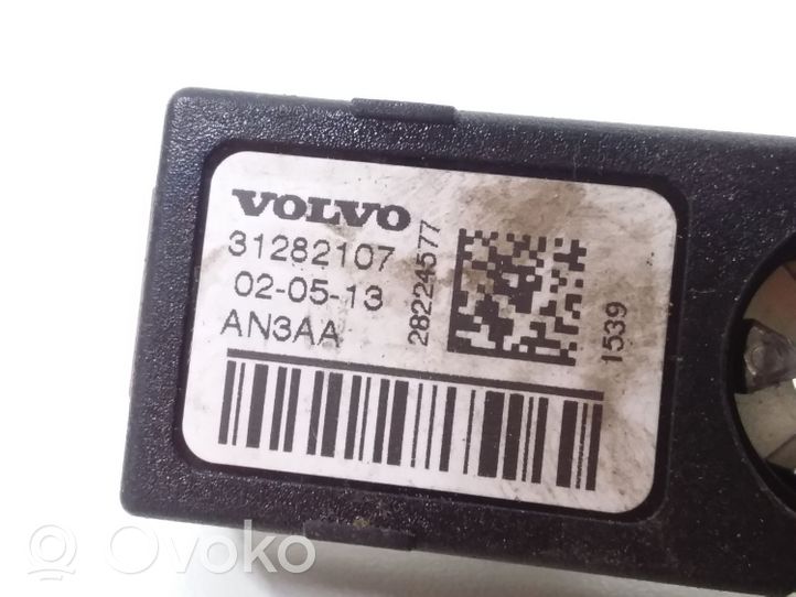 Volvo V40 Cross country Antenos stiprintuvas 31282107