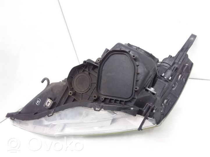 Honda CR-V Lampa przednia 33100SWWG0