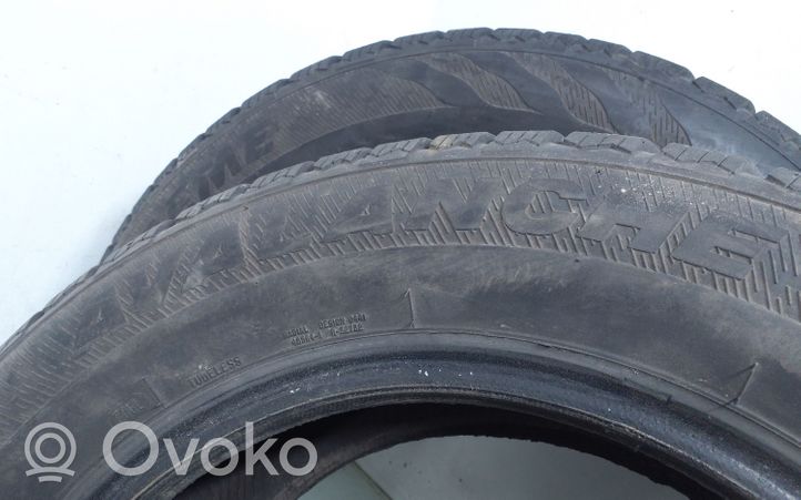 Volkswagen Golf II R16 winter tire 21560R16