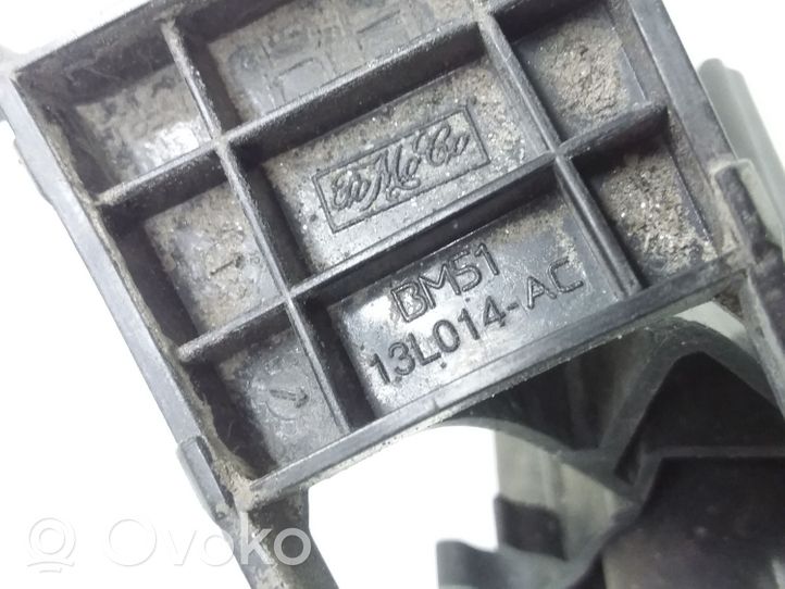 Ford Focus Ugello a spruzzo lavavetri per faro 13L014AC