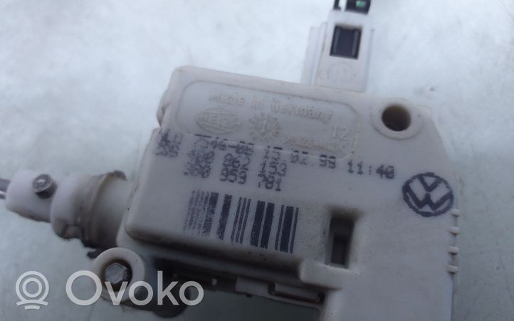 Audi A6 S6 C5 4B Verrouillage du bouchon du réservoir de carburant 4B0962153