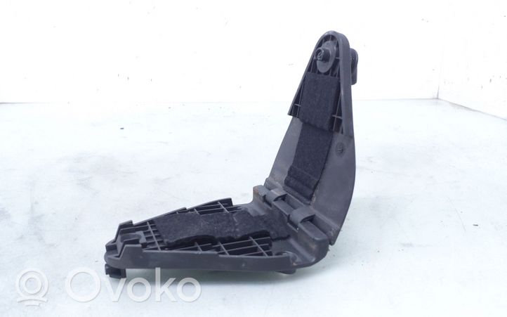 Audi A6 S6 C5 4B Varoituskolmion kannake 3B5860285B