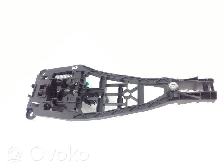 Opel Corsa D Maniglia esterna/staffa per portiera anteriore coupé 24463524